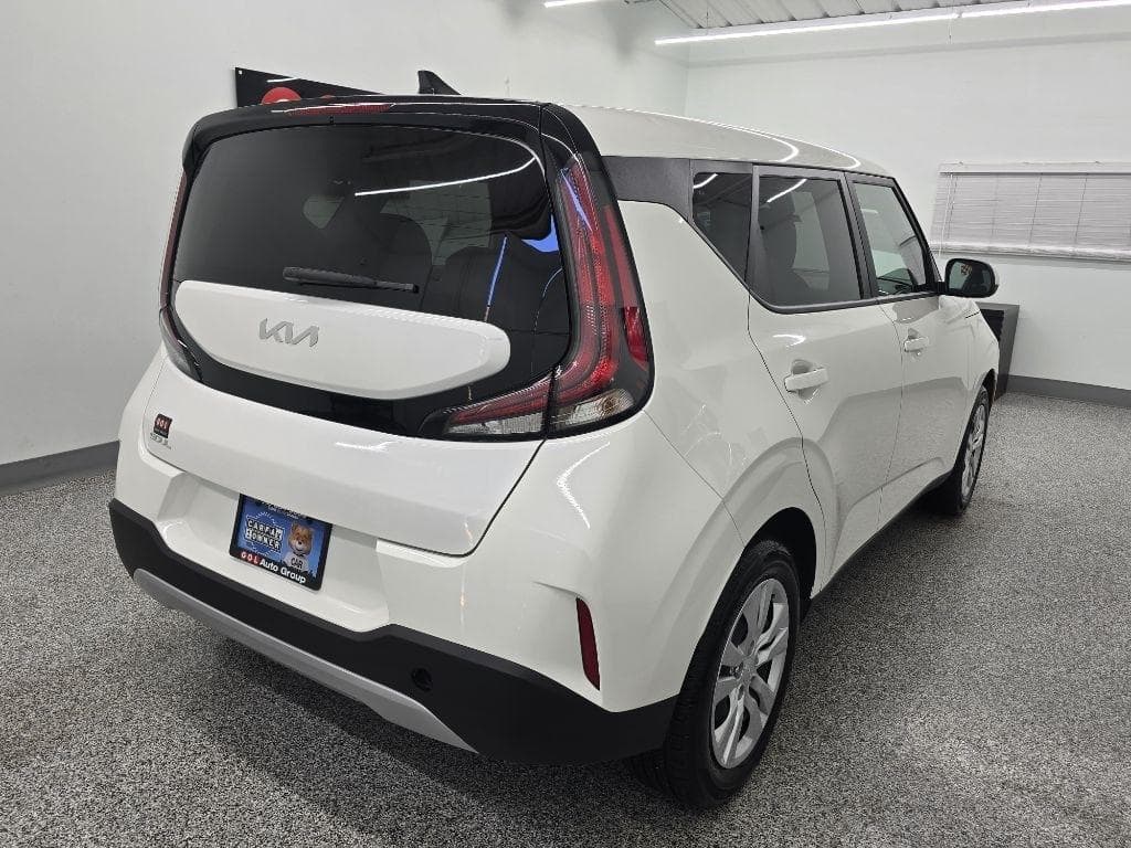 2023 Kia Soul - Image 4