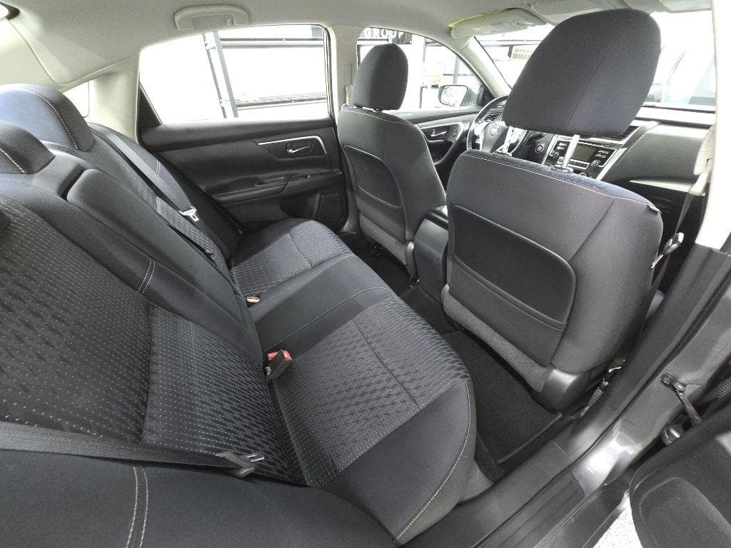 2017 NISSAN Altima - Image 15