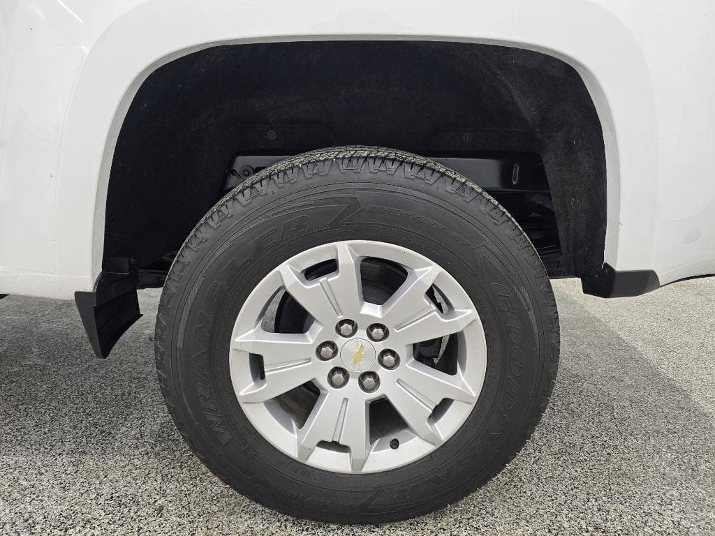 2020 CHEVROLET Colorado - Image 24