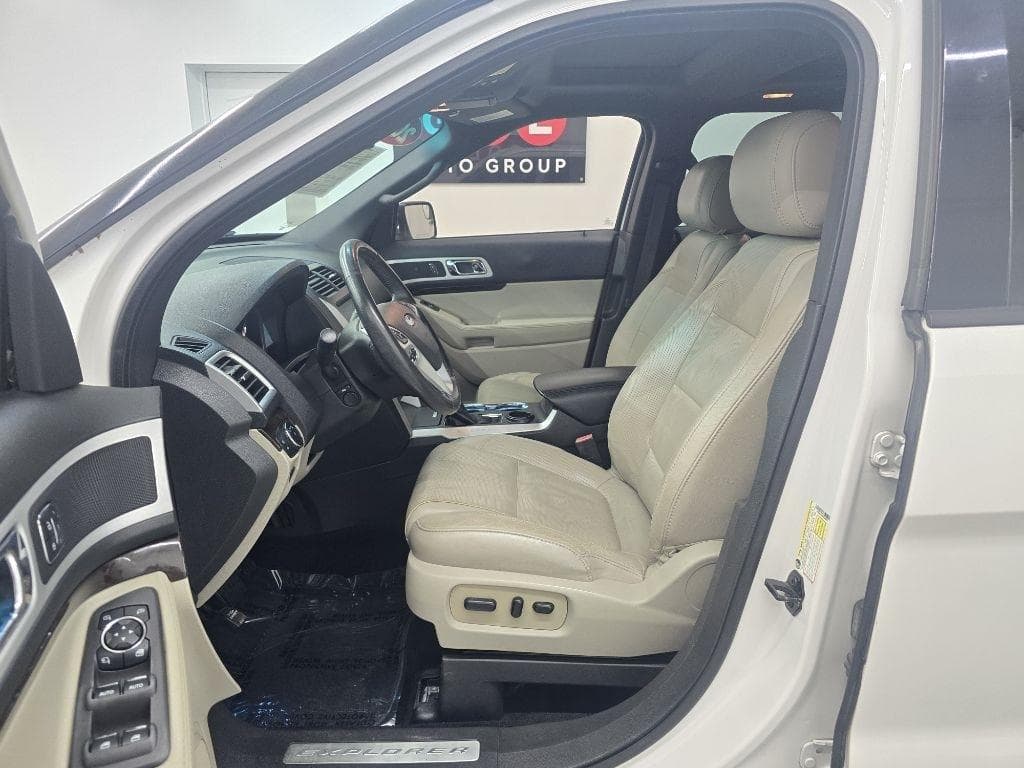 2015 FORD Explorer - Image 7