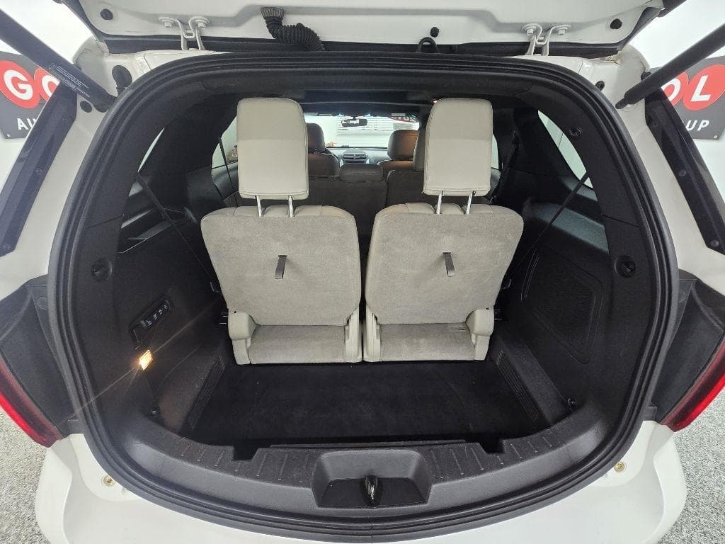 2015 FORD Explorer - Image 13