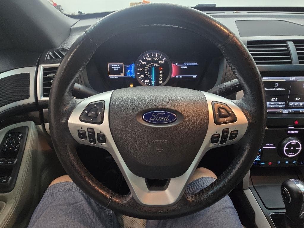 2015 FORD Explorer - Image 22