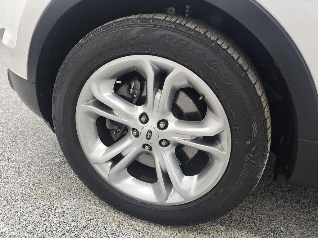 2015 FORD Explorer - Image 28