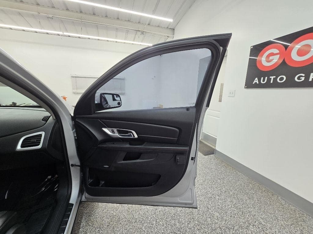 2014 GMC Terrain - Image 24