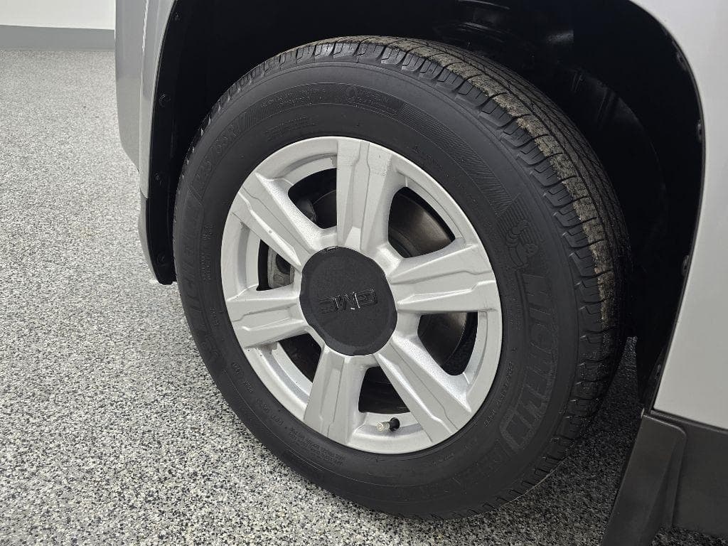 2014 GMC Terrain - Image 27