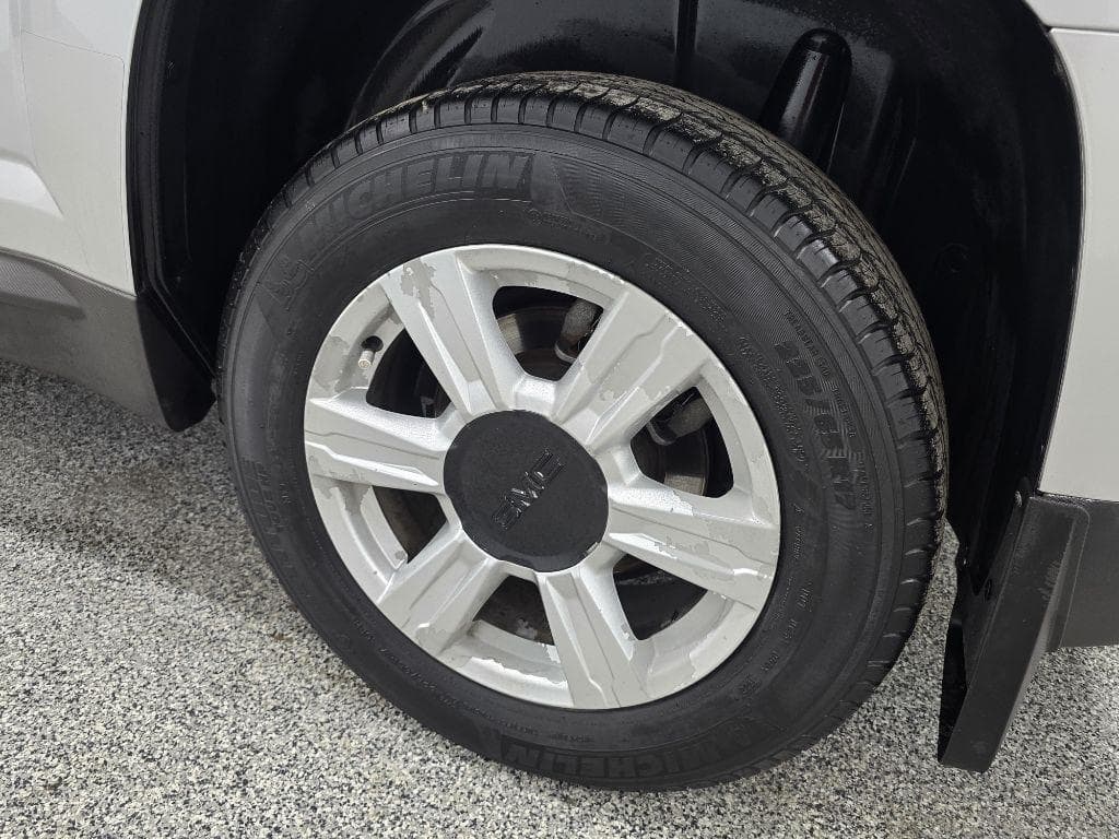 2014 GMC Terrain - Image 28