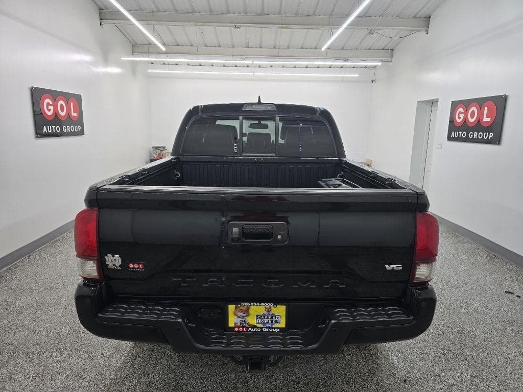 2016 Toyota Tacoma - Image 3