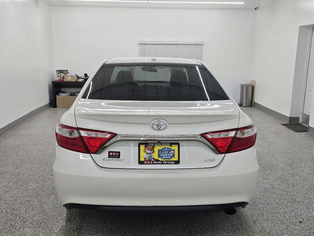 2015 TOYOTA Camry - Image 5