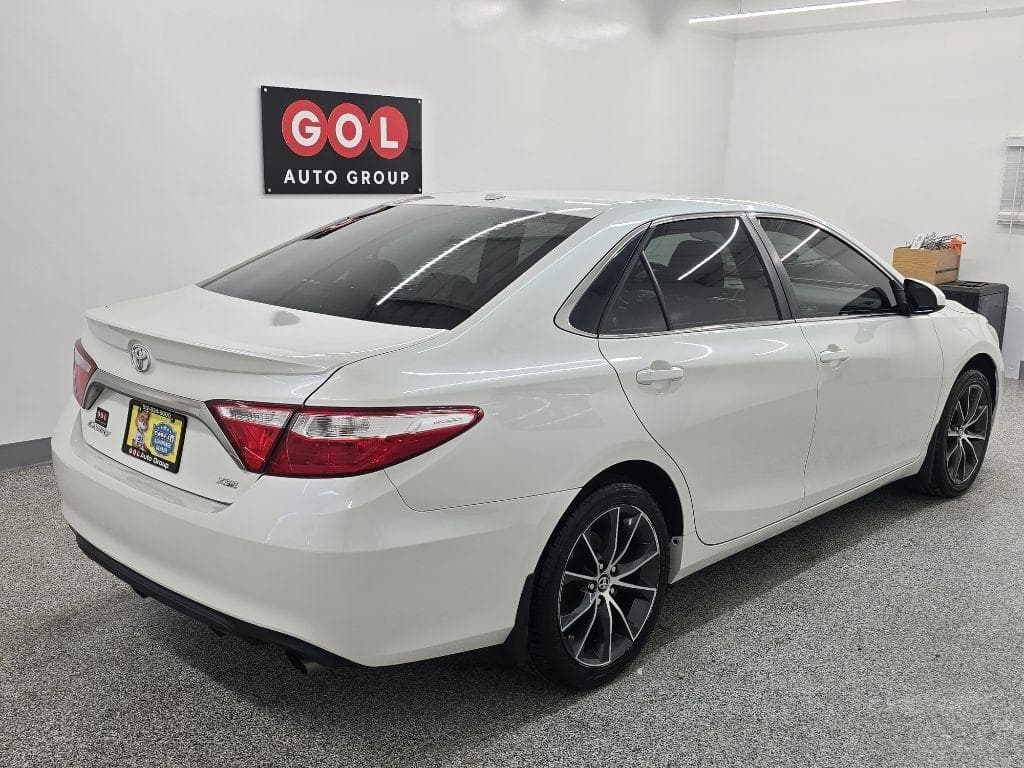 2015 TOYOTA Camry - Image 6