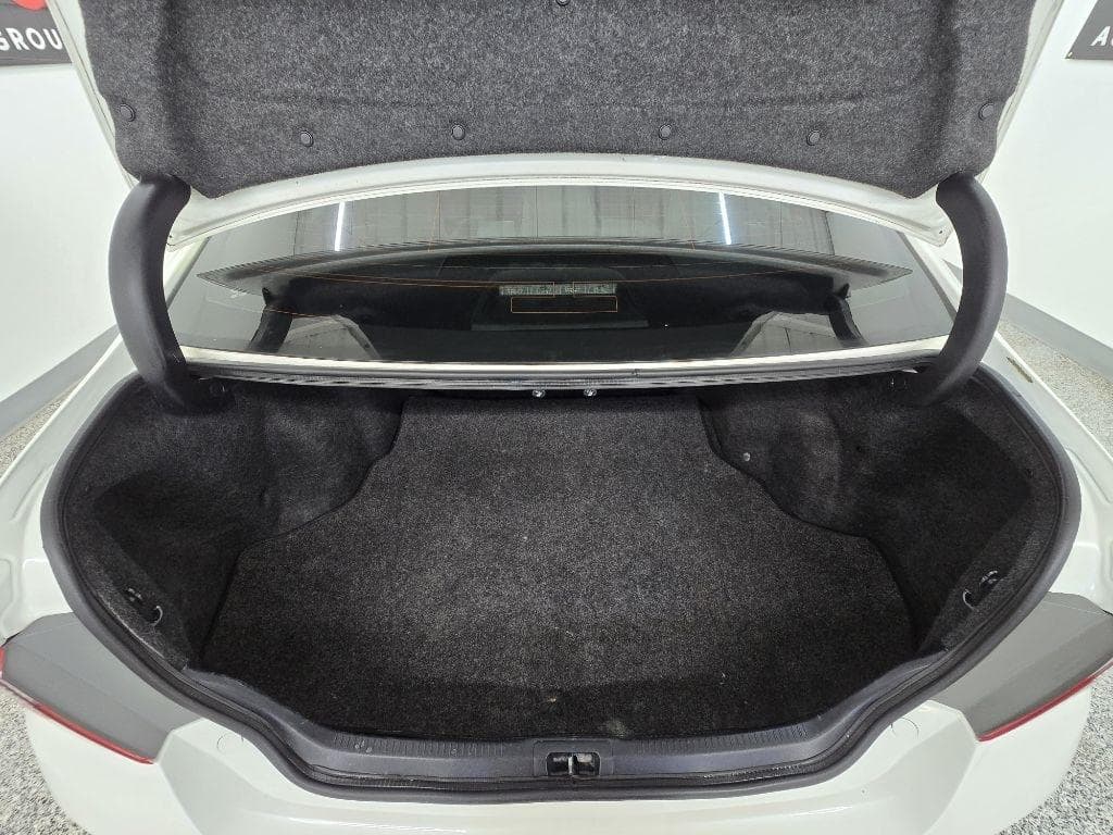 2015 TOYOTA Camry - Image 13