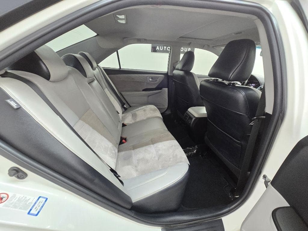 2015 TOYOTA Camry - Image 15