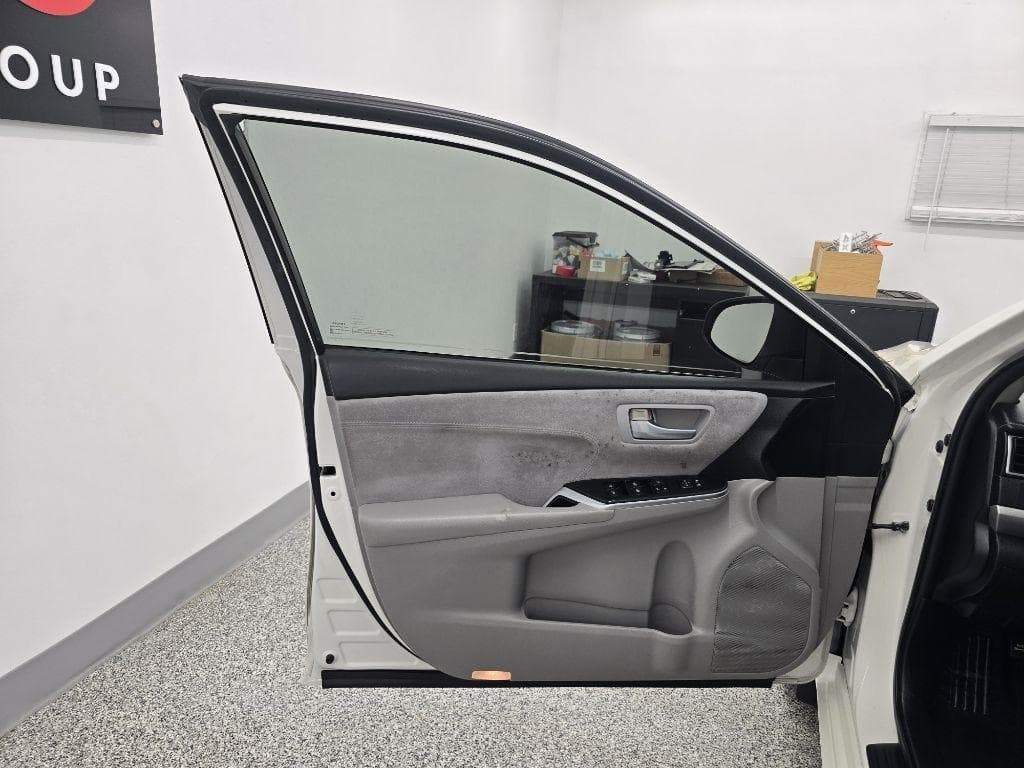 2015 TOYOTA Camry - Image 24