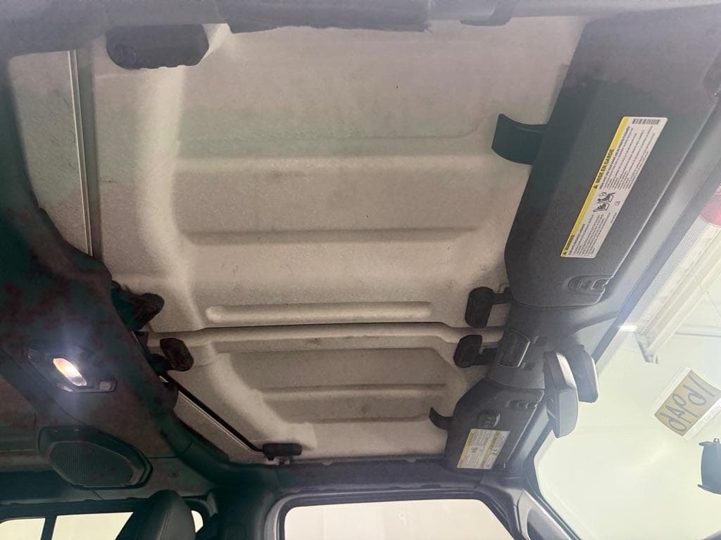 2018 JEEP Wrangler - Image 32