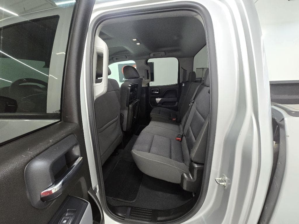 2019 CHEVROLET Silverado - Image 10