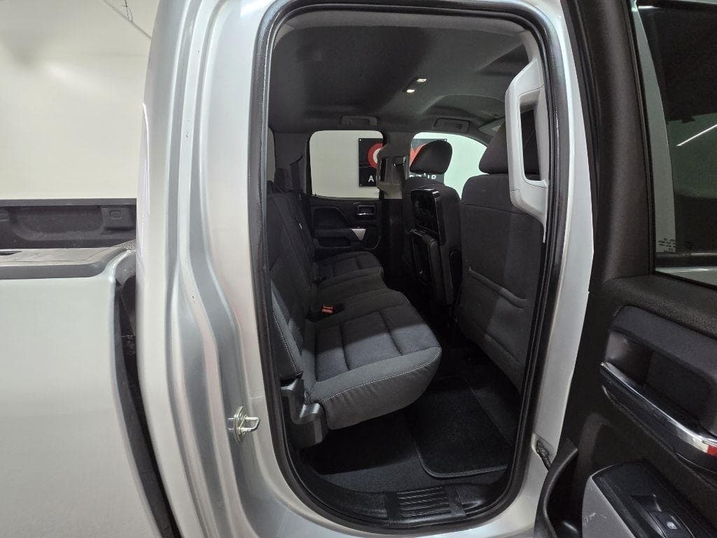 2019 CHEVROLET Silverado - Image 13