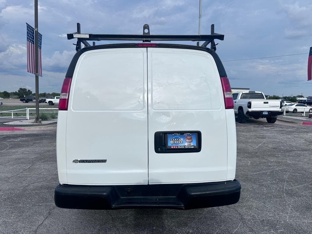 2020 Chevrolet Express - Image 8