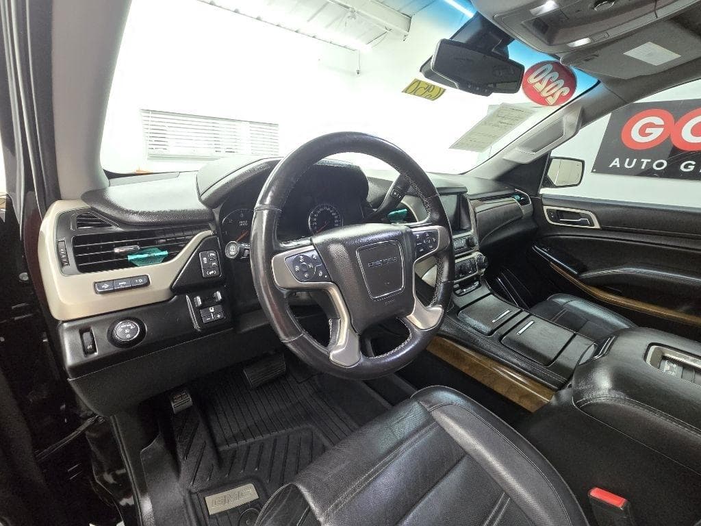2020 GMC Yukon - Image 8