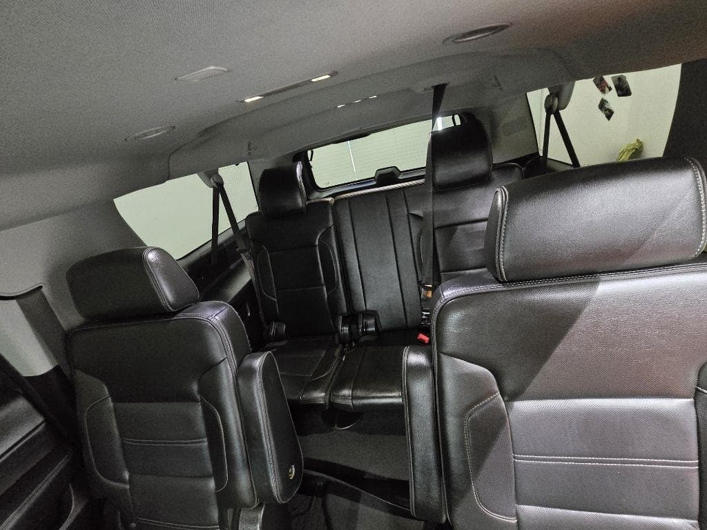 2020 GMC Yukon - Image 12