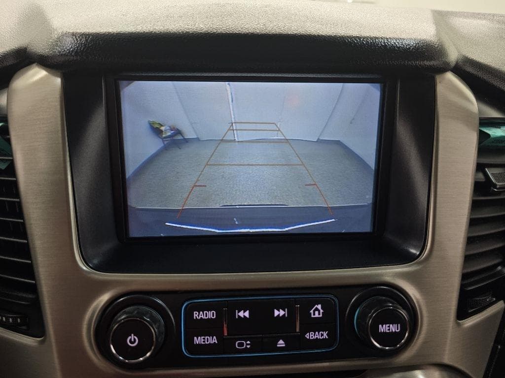 2020 GMC Yukon - Image 22