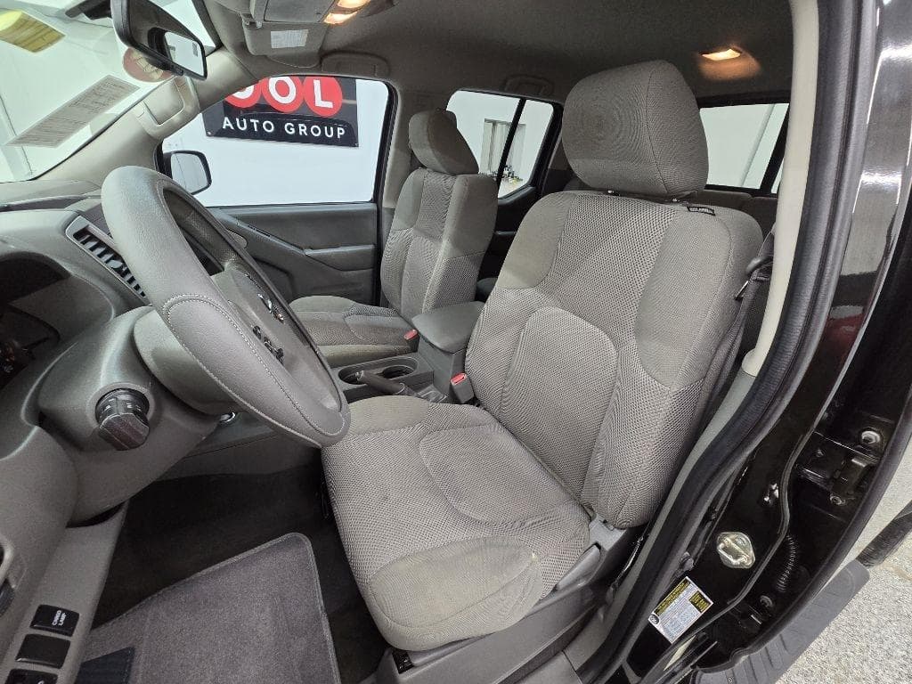 2020 NISSAN Frontier - Image 10