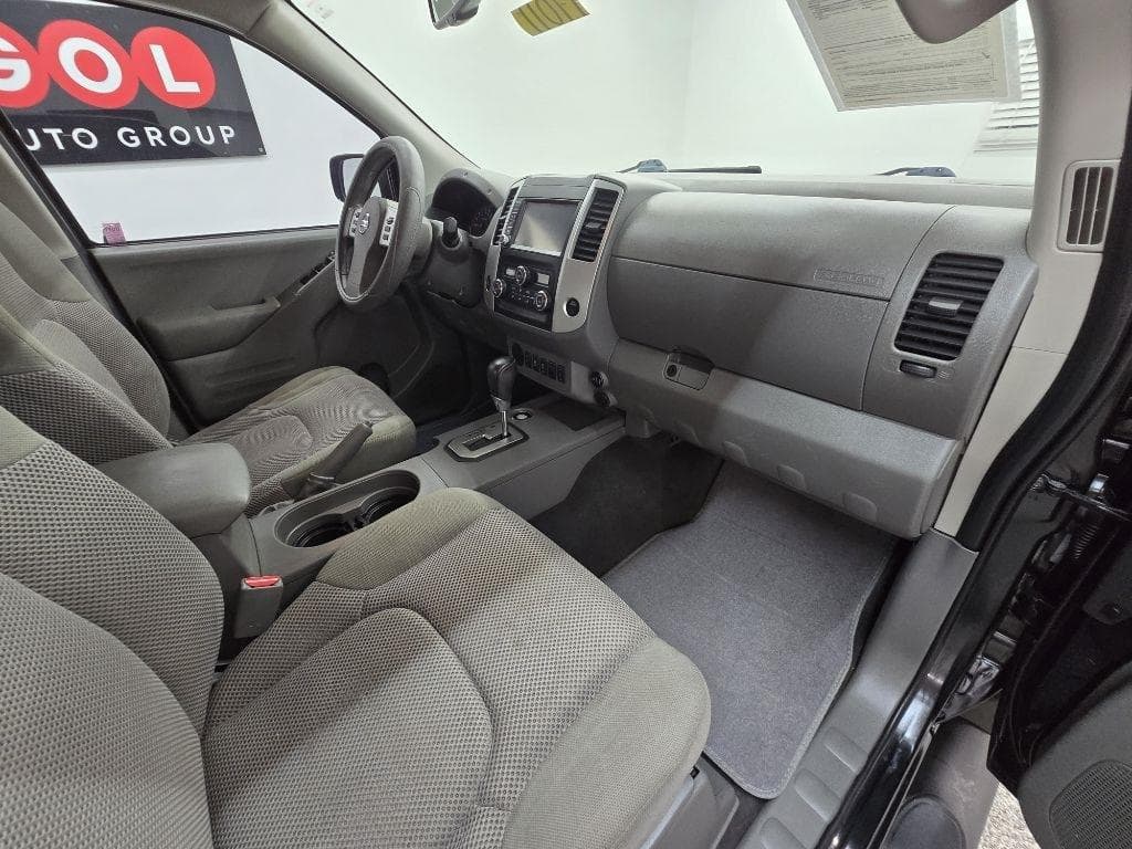 2020 NISSAN Frontier - Image 16