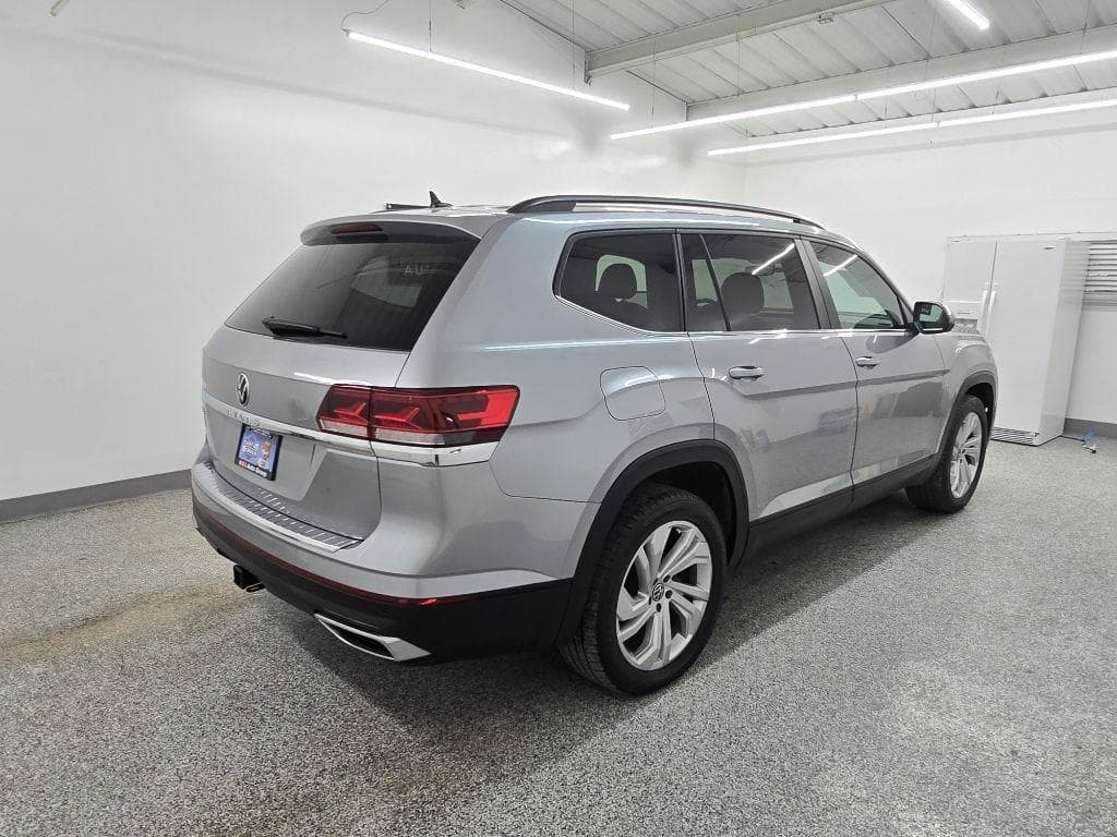 2023 VOLKSWAGEN Atlas - Image 4