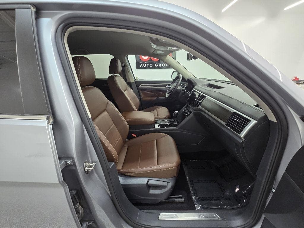 2023 VOLKSWAGEN Atlas - Image 17