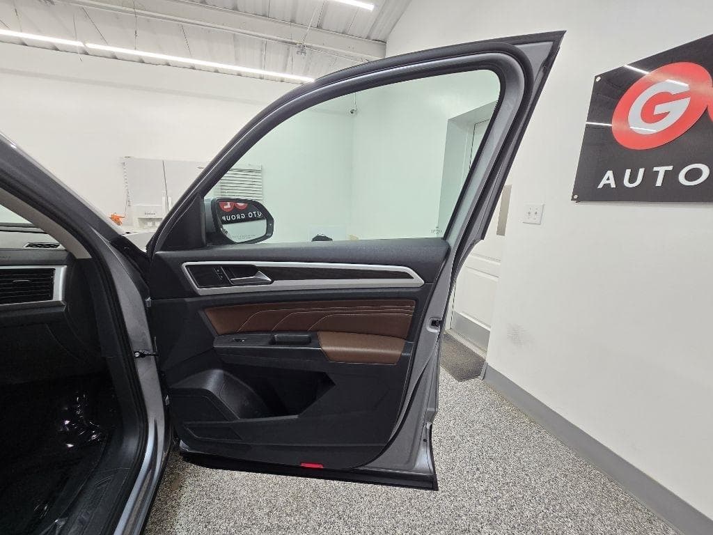 2023 VOLKSWAGEN Atlas - Image 26