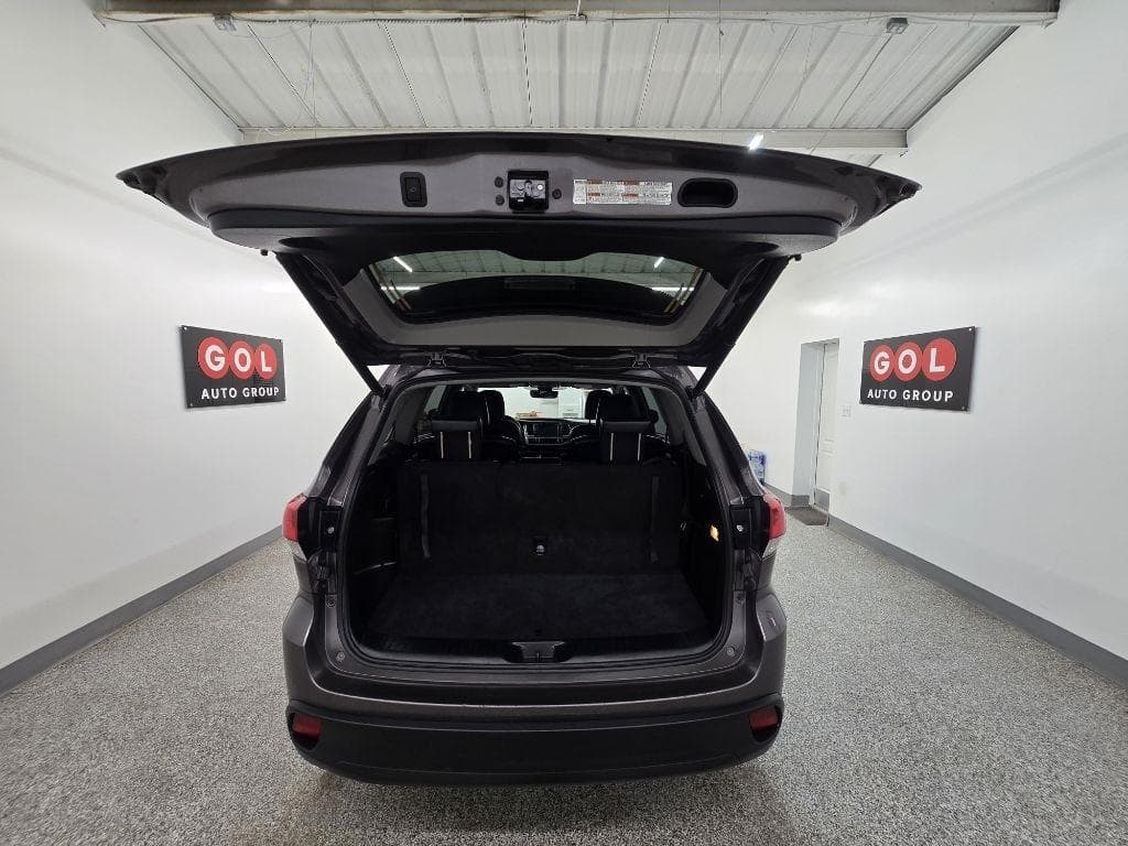 2019 TOYOTA Highlander - Image 15