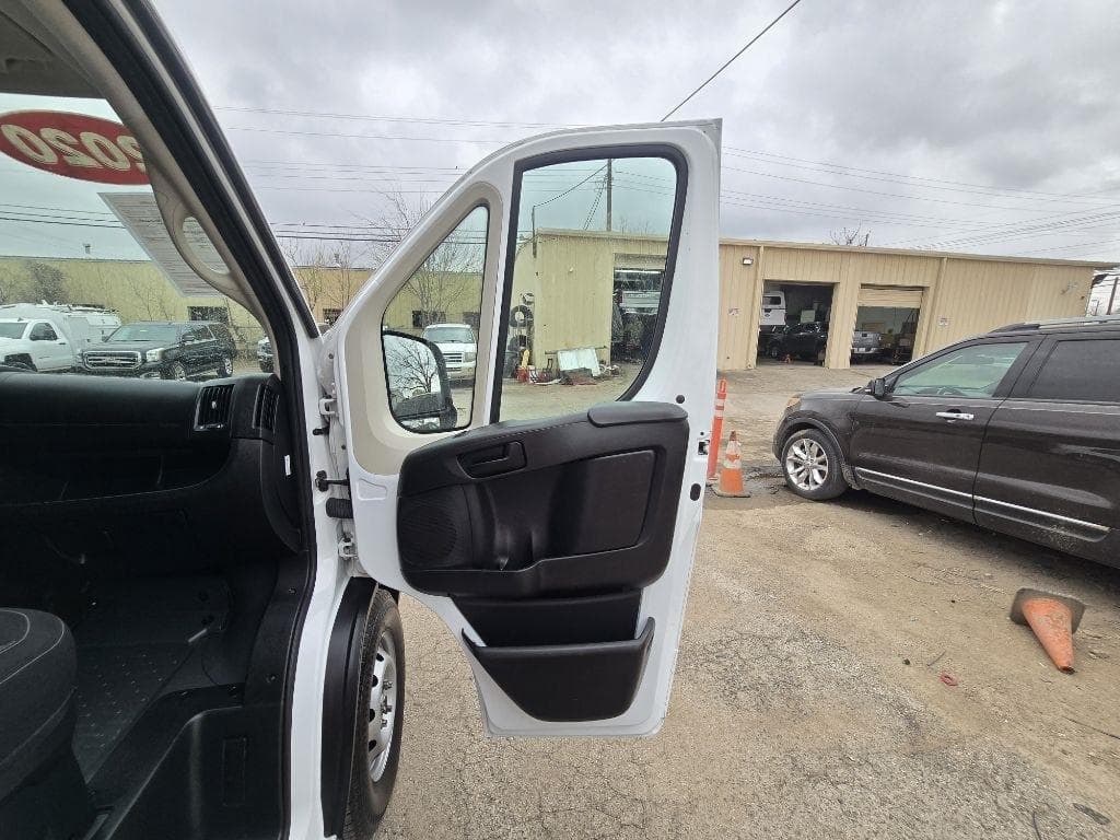 2020 RAM Promaster - Image 22