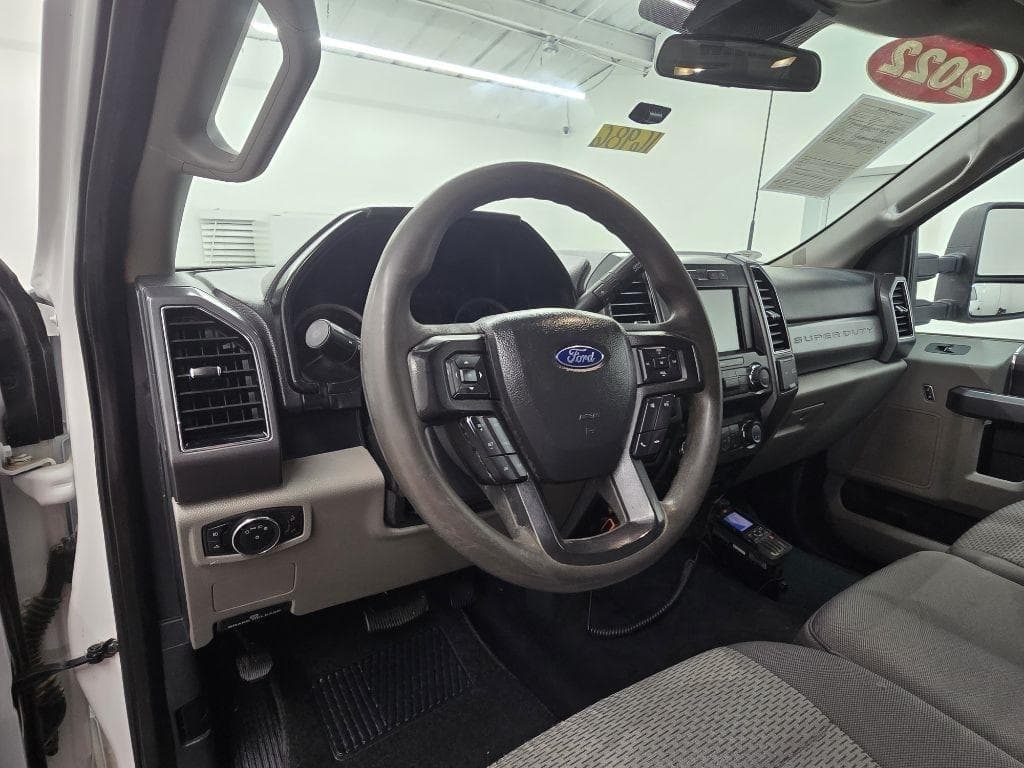 2022 FORD F-250 - Image 9