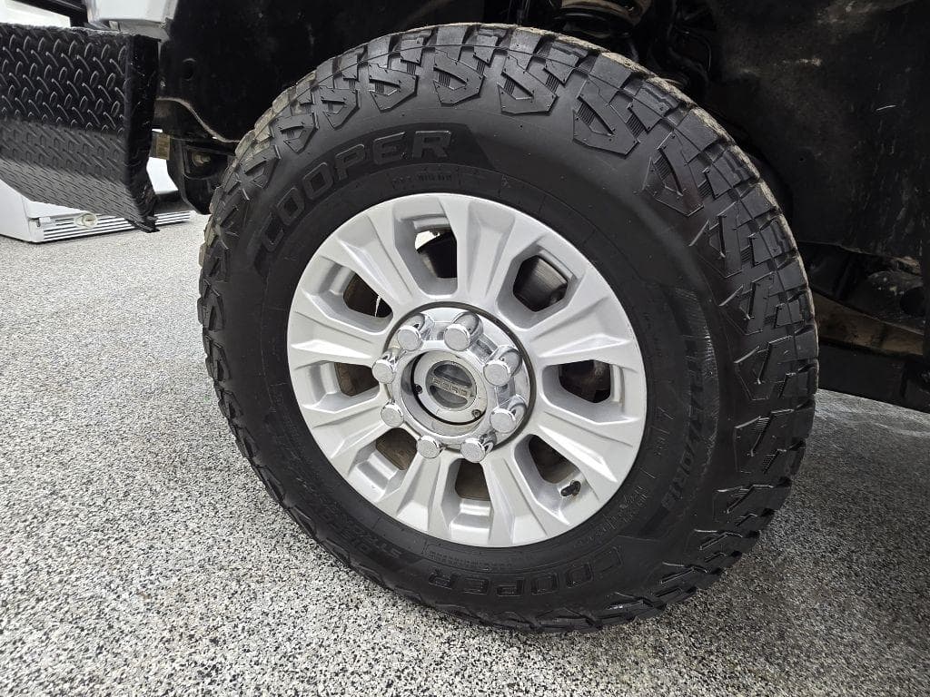 2022 FORD F-250 - Image 26