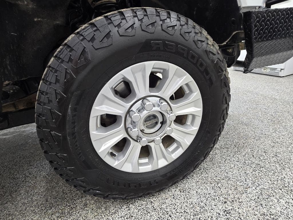 2022 FORD F-250 - Image 27