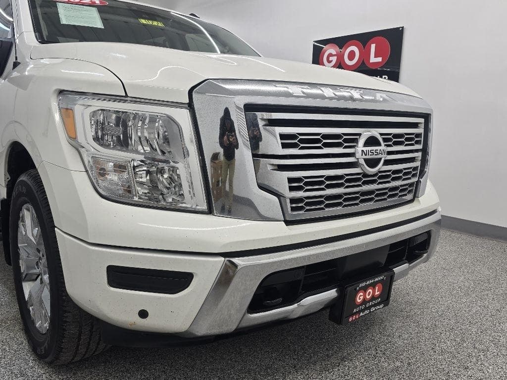 2021 NISSAN Titan - Image 3