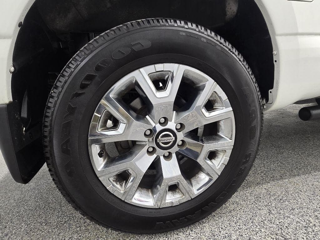 2021 NISSAN Titan - Image 31