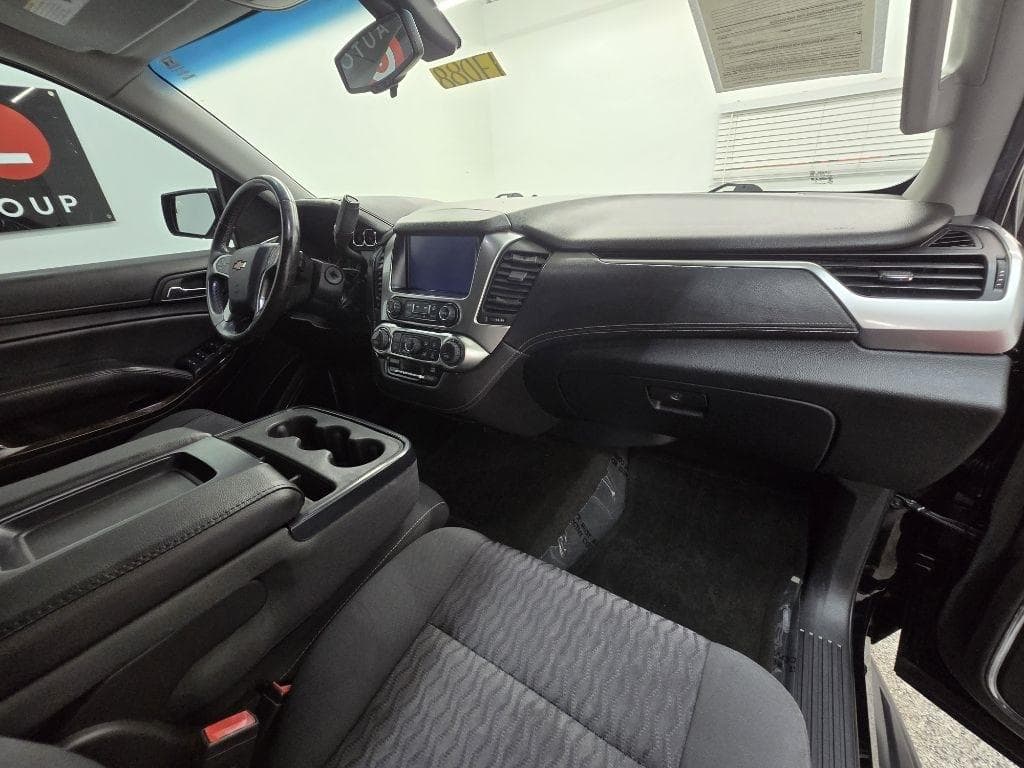 2016 CHEVROLET Tahoe - Image 19