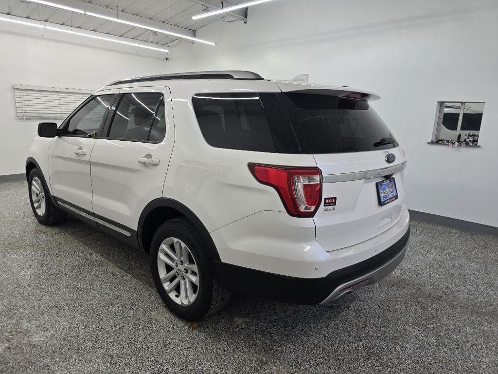 2017 FORD Explorer - Image 4