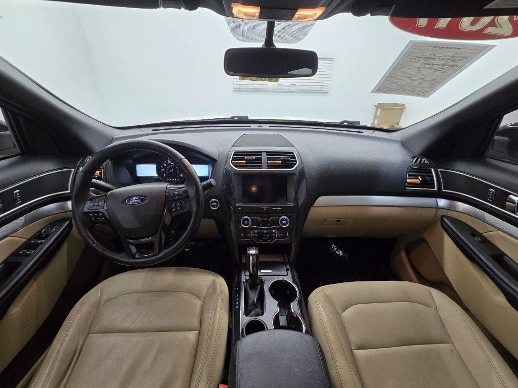 2017 FORD Explorer - Image 11