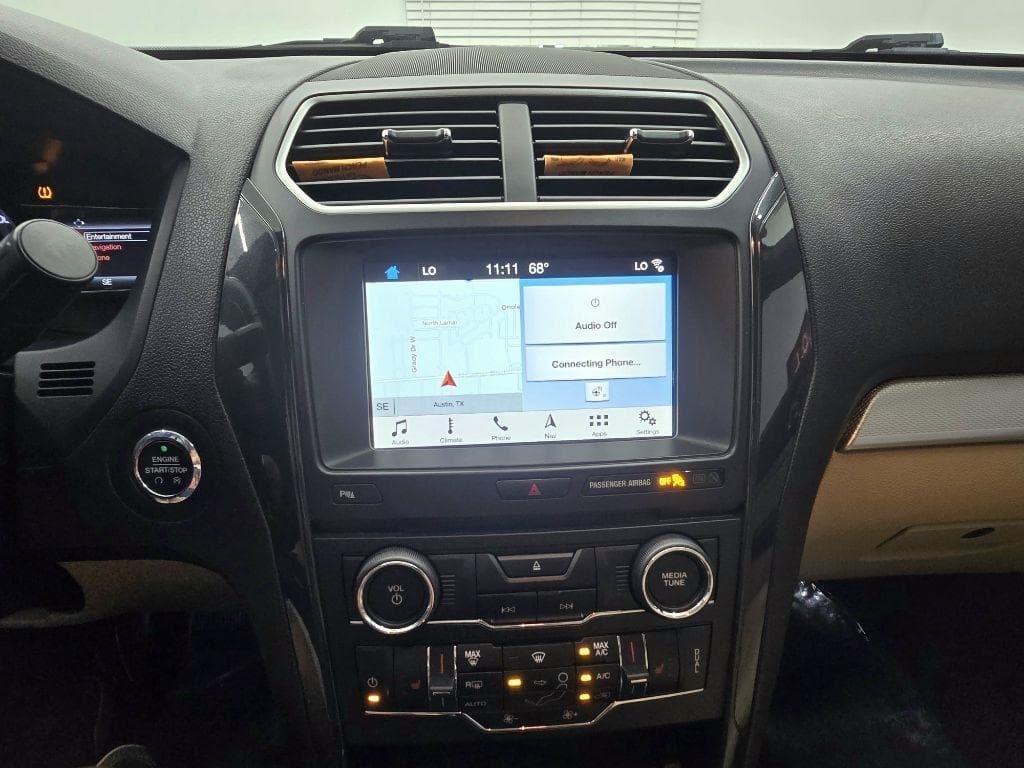 2017 FORD Explorer - Image 22