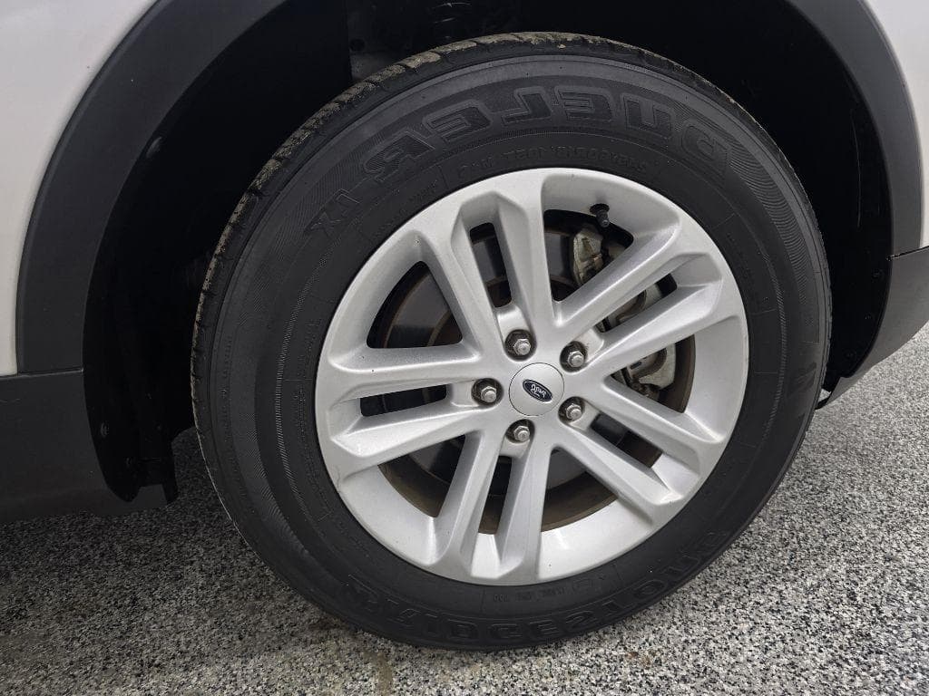 2017 FORD Explorer - Image 30