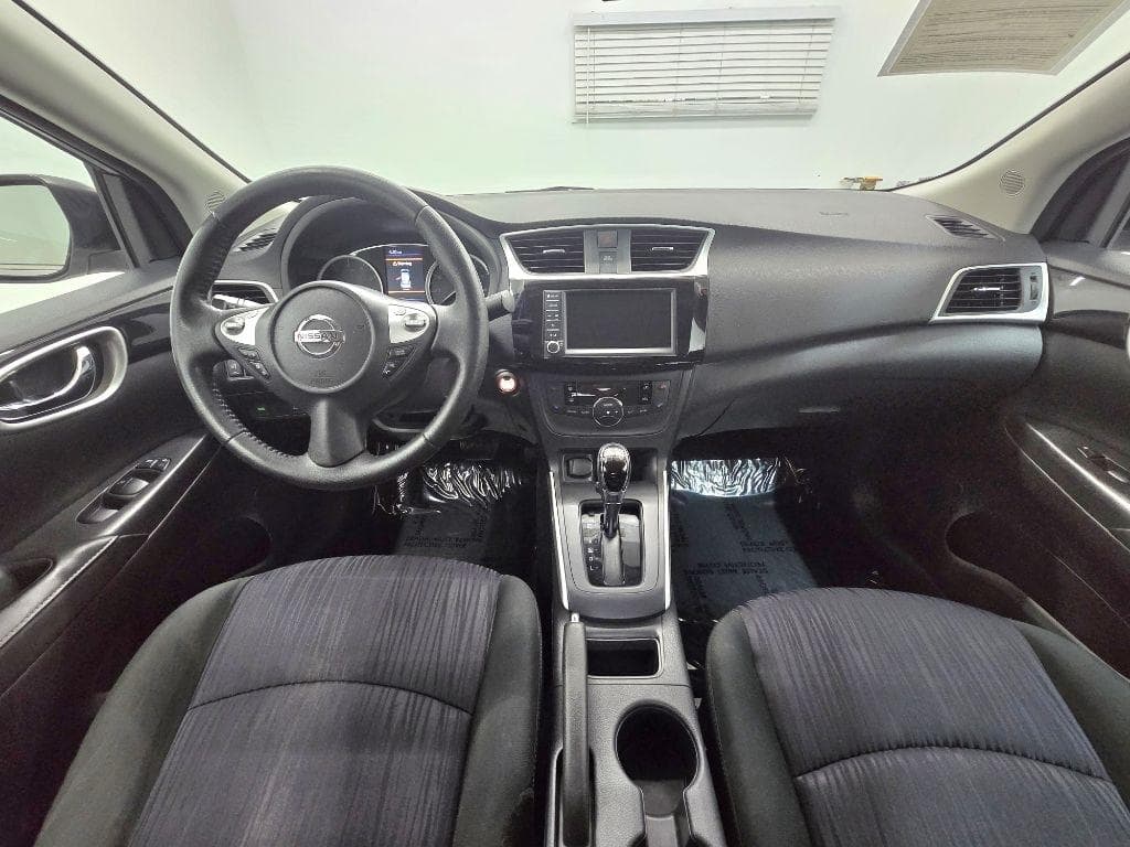 2019 NISSAN Sentra - Image 10