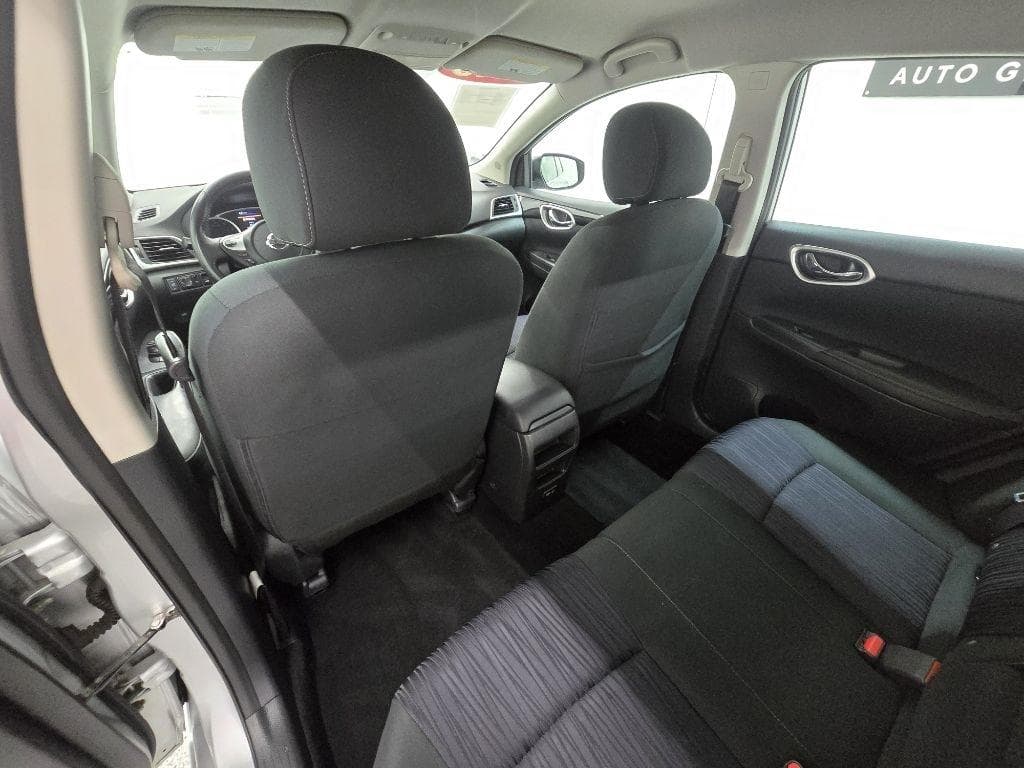2019 NISSAN Sentra - Image 12