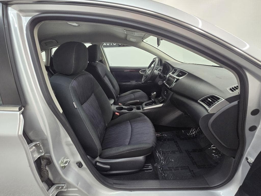 2019 NISSAN Sentra - Image 17