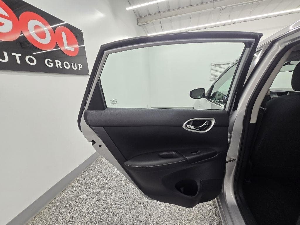 2019 NISSAN Sentra - Image 24