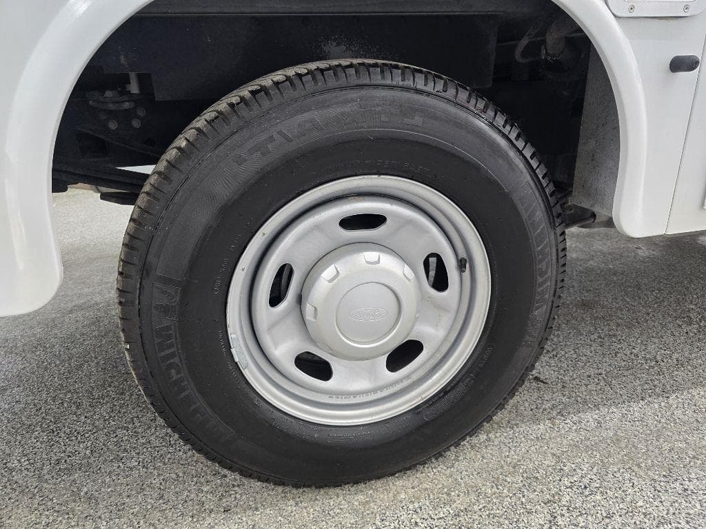 2022 FORD F-250 - Image 23