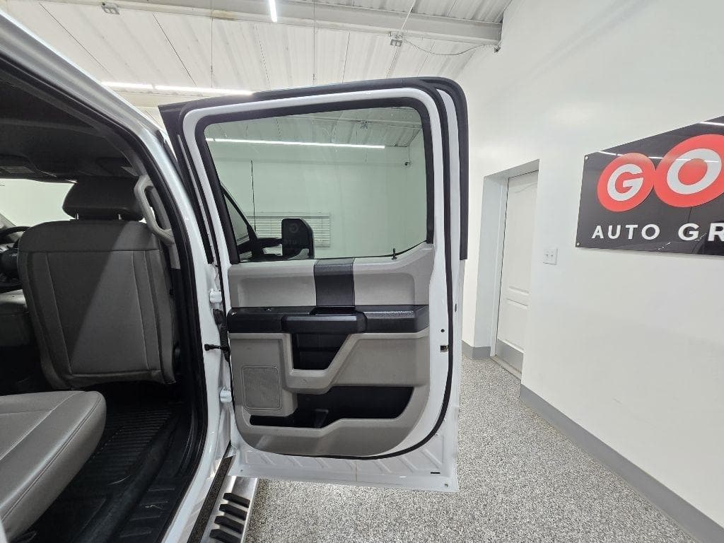 2021 FORD F-250 - Image 24