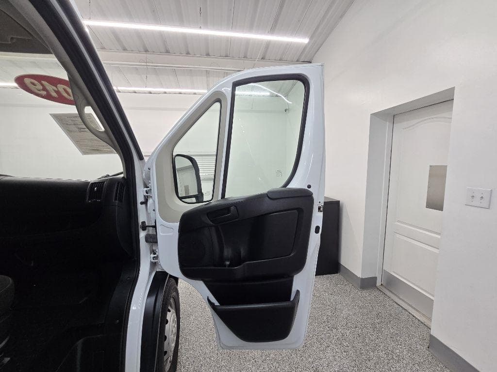 2019 RAM Promaster - Image 22