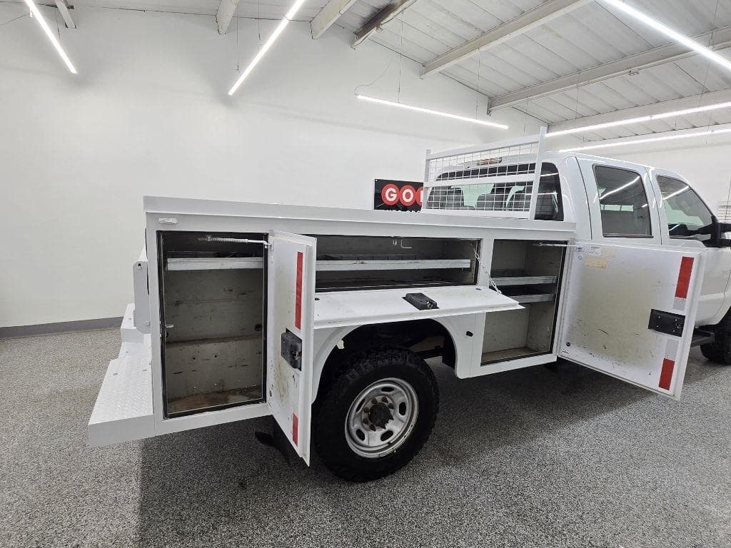 2011 FORD F-350 - Image 7