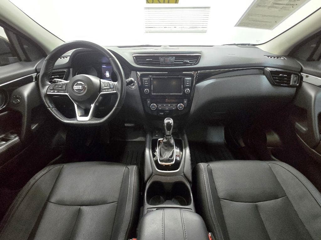 2019 NISSAN Rogue - Image 12