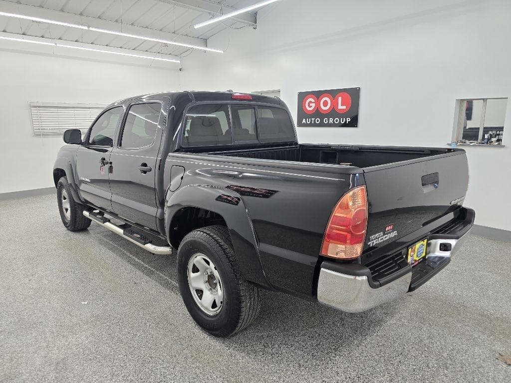 2011 TOYOTA Tacoma - Image 3
